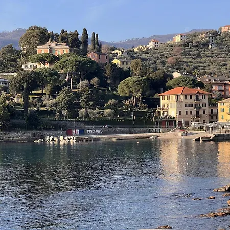 Welcome Riviera-mazzini 30 Ristrutturato Aprile 2025- Bagno E Arredamenti Nuovi- Centralissimo A 100 M Dalle Spiaggie - Vicinissimo A Ristoranti Bar Supermercati La Scelta Ideale Per Un Perfetto Parcheggio A 15 Euro Al Giorno, Da Prenotare * Rapallo