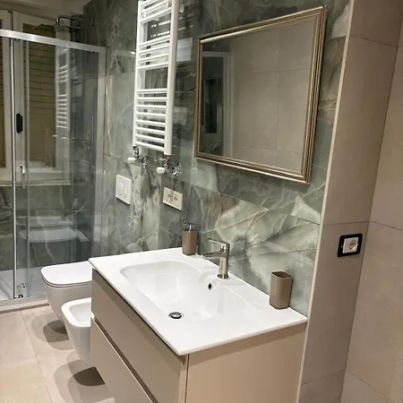 Welcome Riviera-mazzini 30- Bagno E Arredamenti Nuovi- Centralissimo A 100 M Dalle Spiaggie-parcheggio A 15 Euro Al Giorno, Da Prenotare راباللو