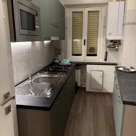 Apartment Welcome Riviera-mazzini 30 Ristrutturato Aprile 2025- Bagno E Arredamenti Nuovi- Centralissimo A 100 M Dalle Spiaggie - Vicinissimo A Ristoranti Bar Supermercati La Scelta Ideale Per Un Perfetto Parcheggio A 15 Euro Al Giorno, Da Prenotare Rapallo