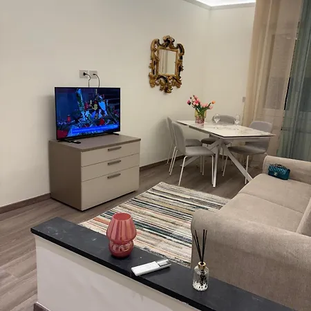 Welcome Riviera-mazzini 30 Ristrutturato Aprile 2025- Bagno E Arredamenti Nuovi- Centralissimo A 100 M Dalle Spiaggie - Vicinissimo A Ristoranti Bar Supermercati La Scelta Ideale Per Un Perfetto Parcheggio A 15 Euro Al Giorno, Da Prenotare