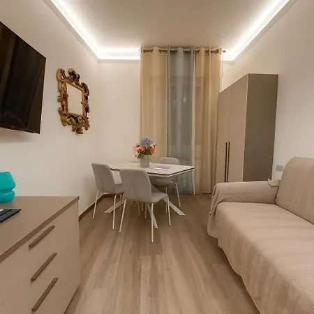 Welcome Riviera-mazzini 30- Bagno E Arredamenti Nuovi- Centralissimo A 100 M Dalle Spiaggie-parcheggio A 15 Euro Al Giorno, Da Prenotare
