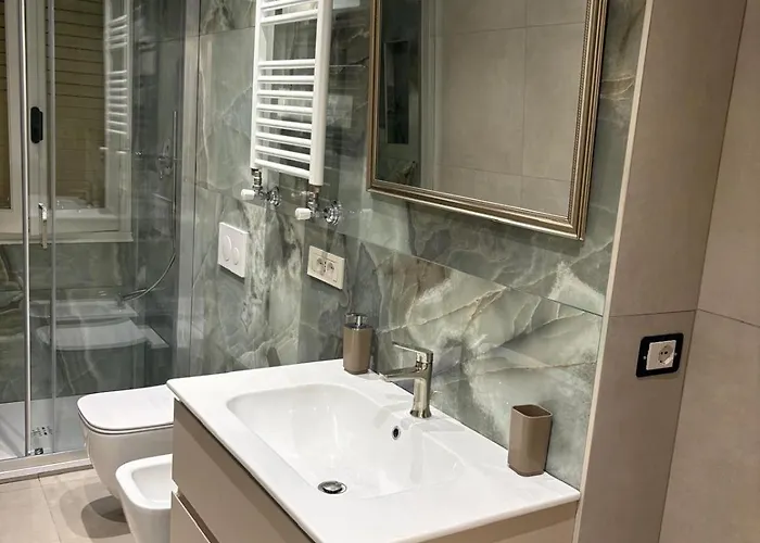 Welcome Riviera-mazzini 30- Bagno E Arredamenti Nuovi- Centralissimo A 100 M Dalle Spiaggie-parcheggio A 15 Euro Al Giorno, Da Prenotare Рапалло