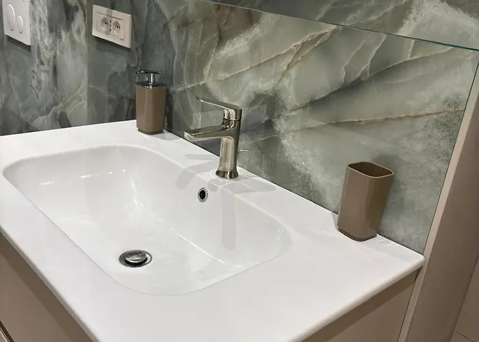 Апартаменти Welcome Riviera-mazzini 30- Bagno E Arredamenti Nuovi- Centralissimo A 100 M Dalle Spiaggie-parcheggio A 15 Euro Al Giorno, Da Prenotare Рапалло