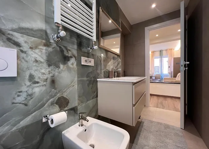 Апартаменти Welcome Riviera-mazzini 30- Bagno E Arredamenti Nuovi- Centralissimo A 100 M Dalle Spiaggie-parcheggio A 15 Euro Al Giorno, Da Prenotare Рапалло